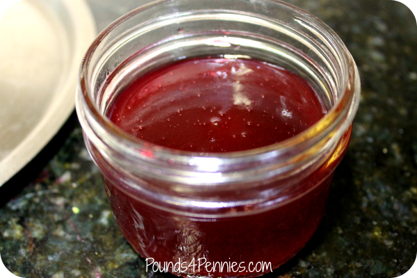 How to make homemade jelly in a jar